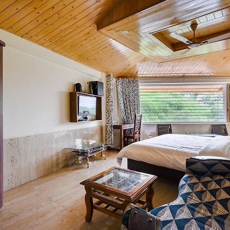 Kasauli Cascade A Cheerfull 4 Bedroom Challet Экстерьер фото