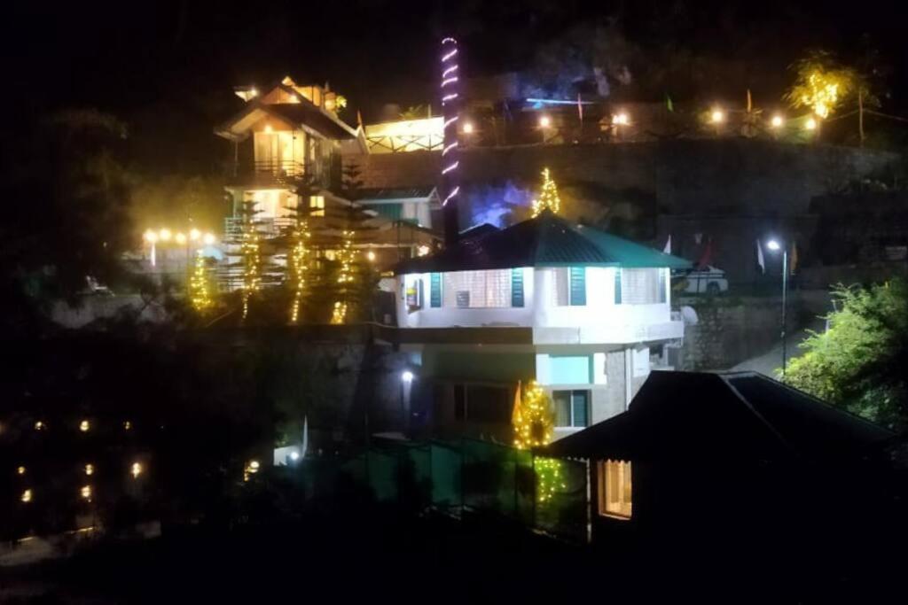 Kasauli Cascade A Cheerfull 4 Bedroom Challet Экстерьер фото